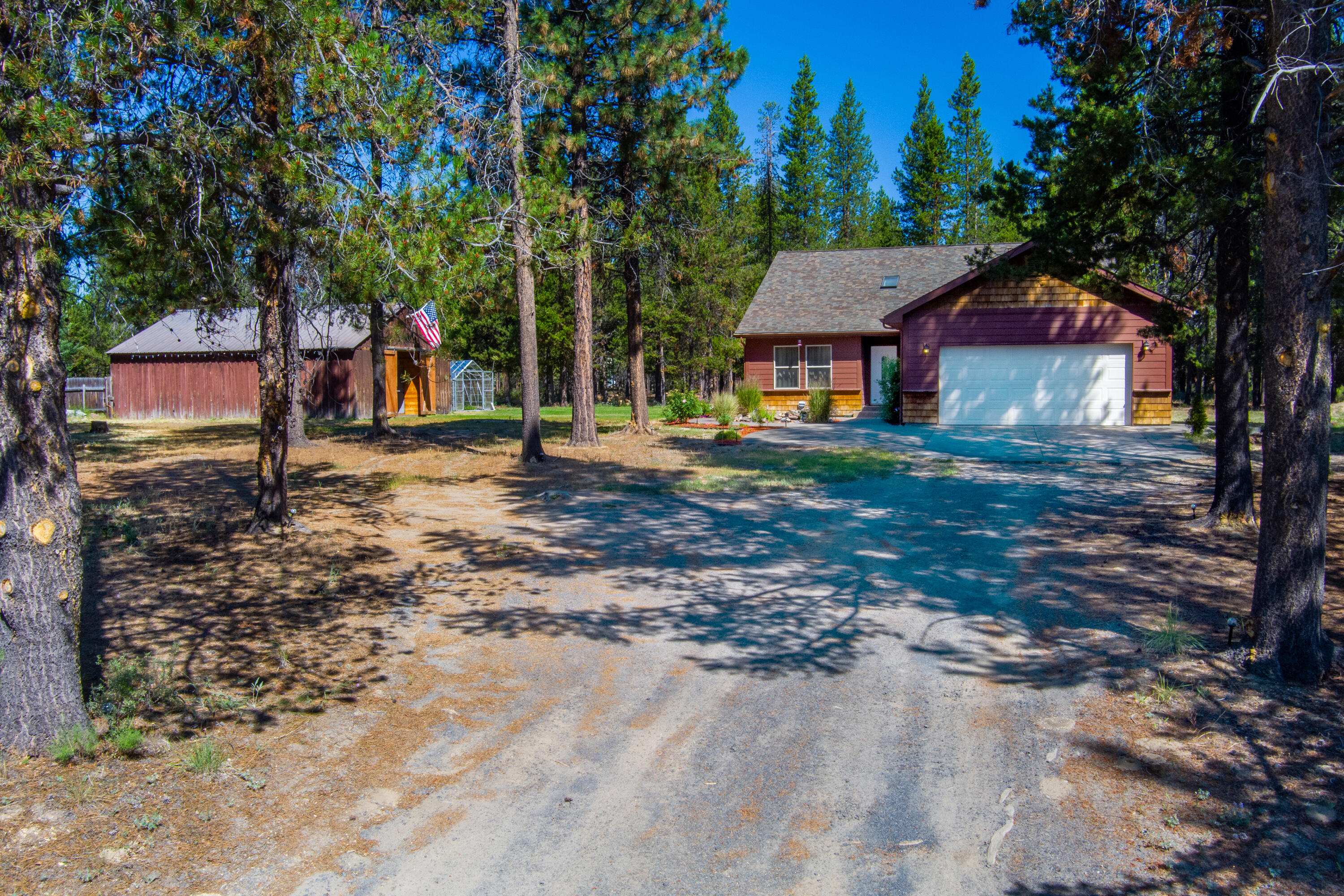 1129 North Airport Road Crescent, OR 97733 - Photo 16 of 36 1129NAirport- (16)
