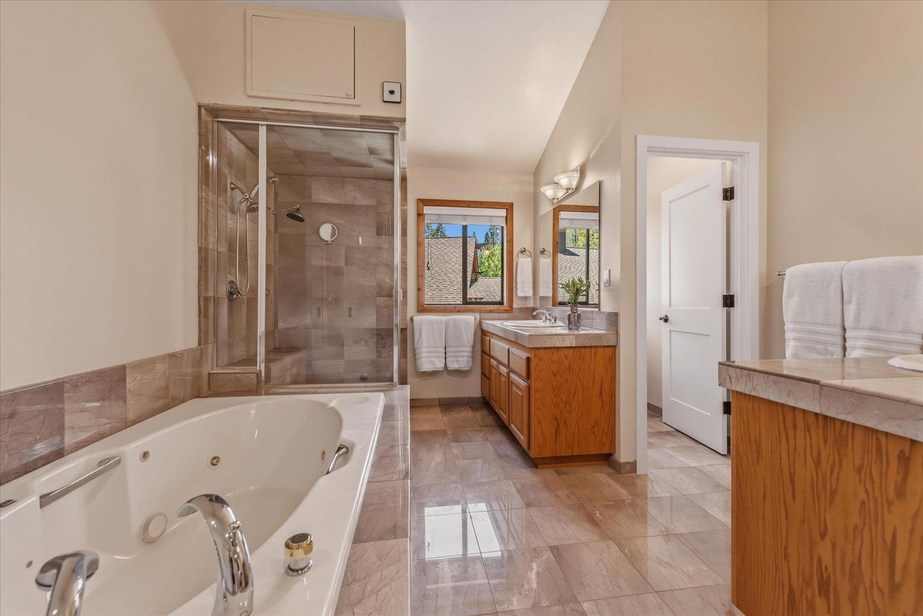 11442 Chalet Road Truckee, CA 96161 - Photo 21 of 28