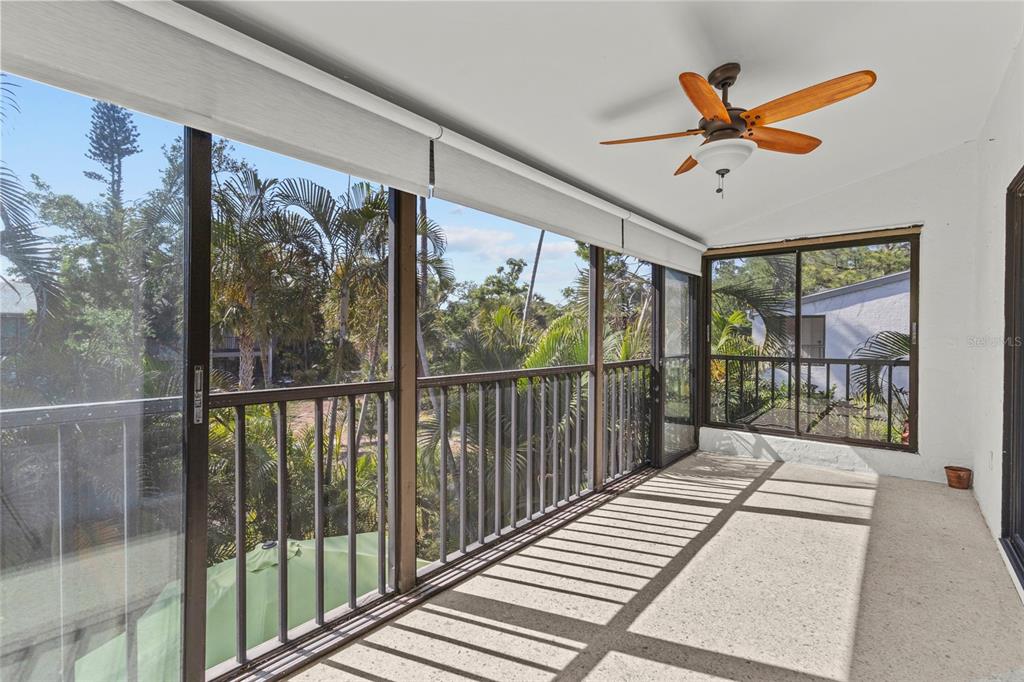 1512 Pelican Cove Road, Unit 239 Sarasota, FL 34231 - Photo 25 of 39