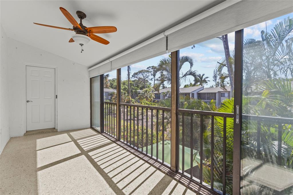 1512 Pelican Cove Road, Unit 239 Sarasota, FL 34231 - Photo 27 of 39