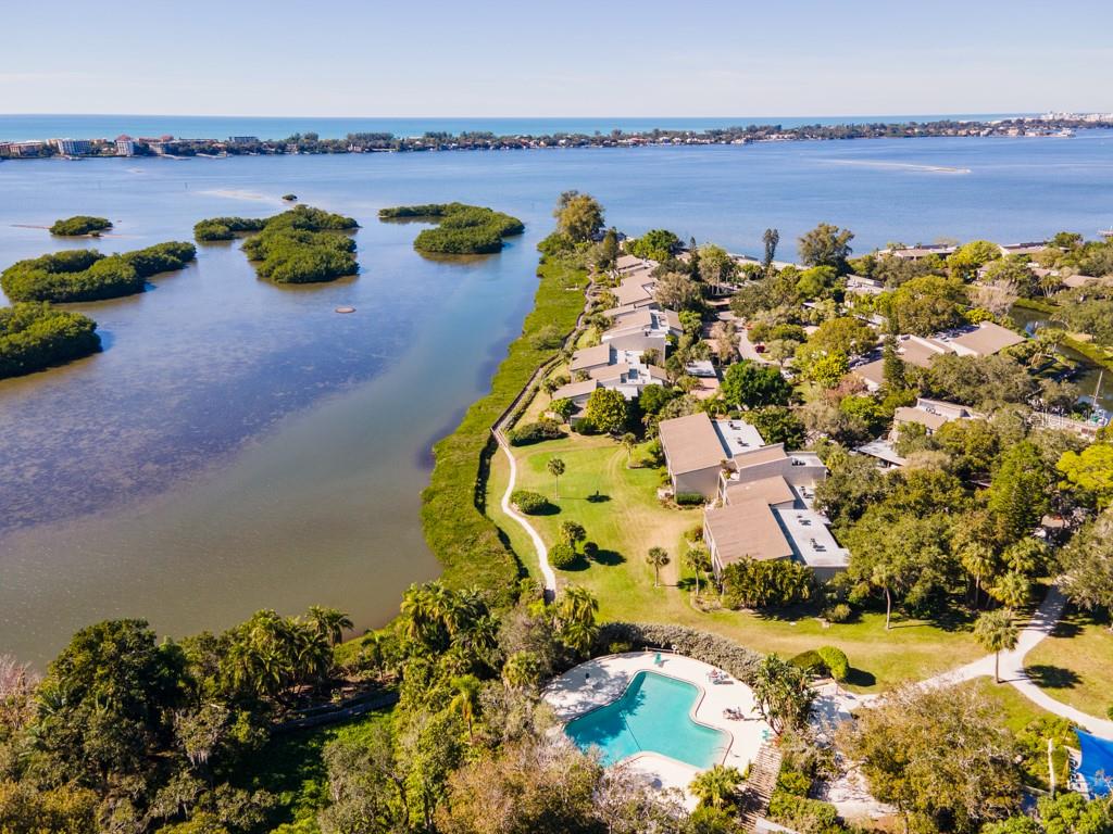 1512 Pelican Cove Road, Unit 239 Sarasota, FL 34231 - Photo 33 of 39
