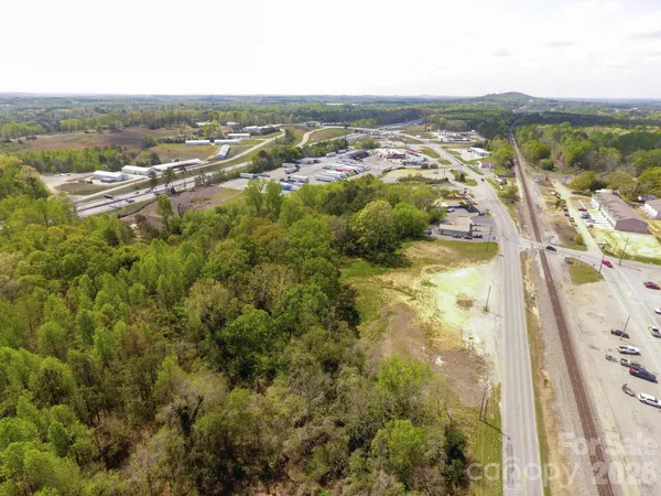 $600,000 | 110 M H Camp Highway, Grover, NC 28073