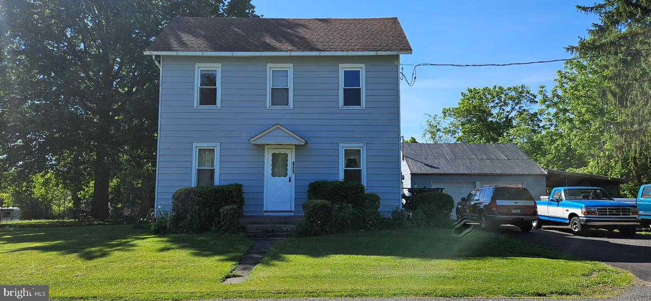 1395 Kumry Road Pennsburg, PA 18073 - Photo 1 of 9 Gallery Image 1
