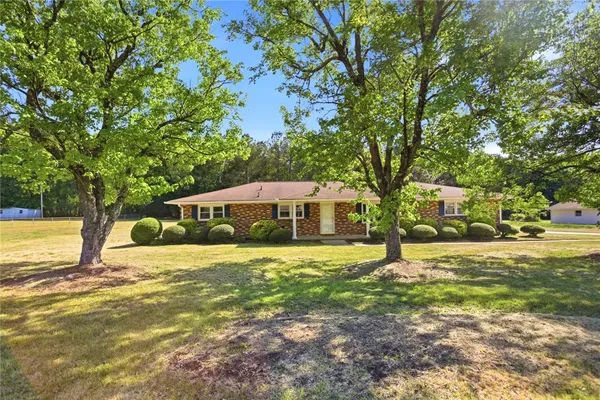 $279,000 | 207 Greenmeadow Circle, Anderson, SC 29626