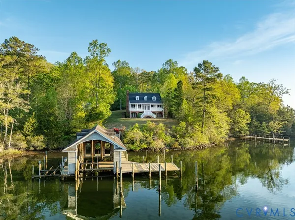 $1,000,000 | 312 Laurel Ridge Road, Heathsville, VA 22473