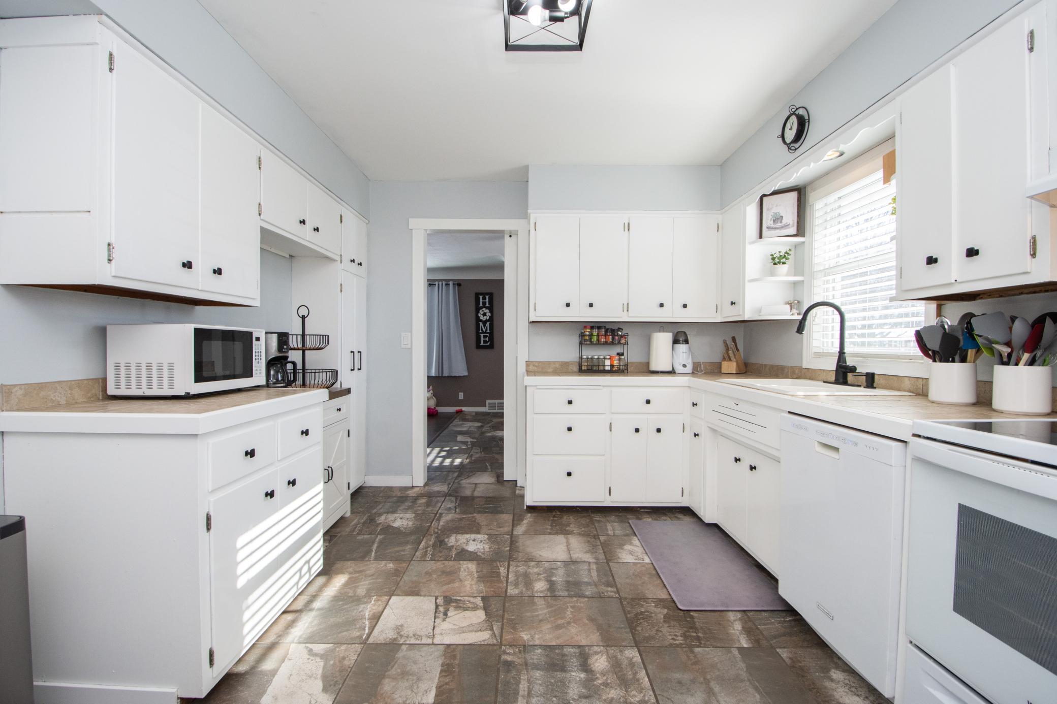 2007 6th Street South Moorhead, MN 56560 - Photo 15 of 37