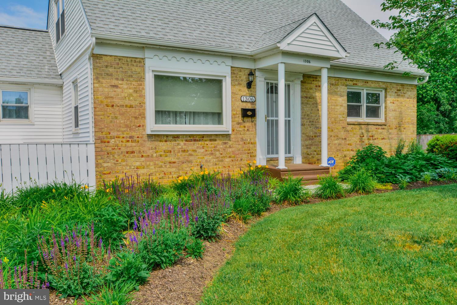 1306 Denbright Road Catonsville, MD 21228 - Photo 2 of 63 Welcome to 1306 Denbright Road!