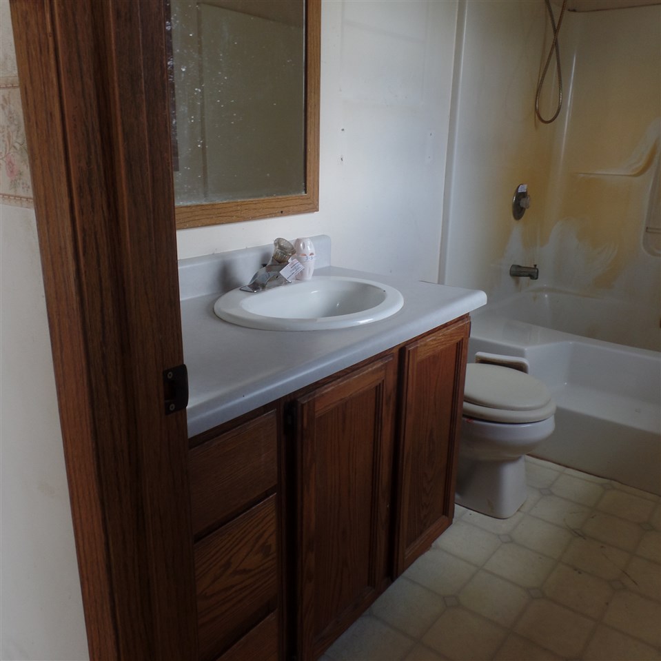 777 South Leaton Road Mount Pleasant, MI 48858 - Photo 20 of 26 1830391-19.JPG