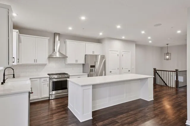 $379,000 | 7685 Anthony Point, Victoria, MN 55386