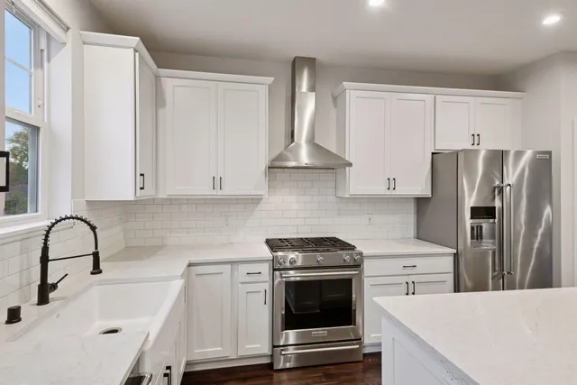 $379,000 | 7685 Anthony Point, Victoria, MN 55386