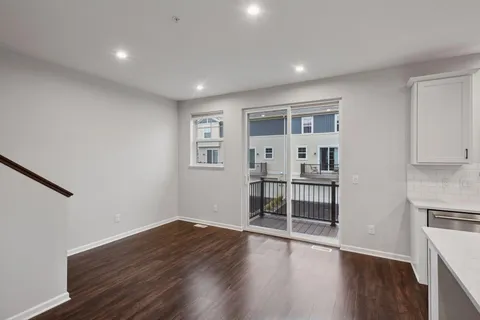 $379,000 | 7685 Anthony Point, Victoria, MN 55386