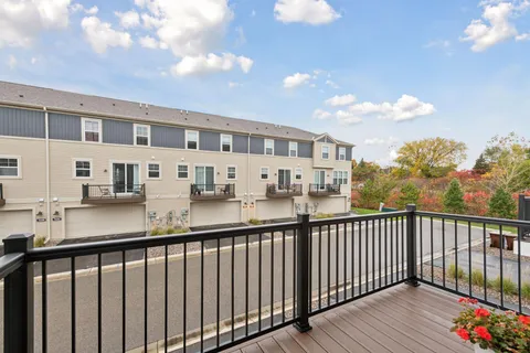 $379,000 | 7685 Anthony Point, Victoria, MN 55386