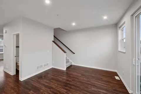 $379,000 | 7685 Anthony Point, Victoria, MN 55386