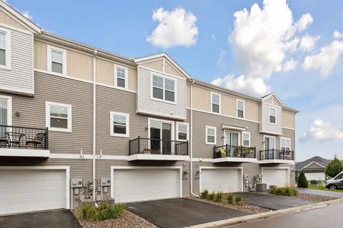 $379,000 | 7685 Anthony Point, Victoria, MN 55386