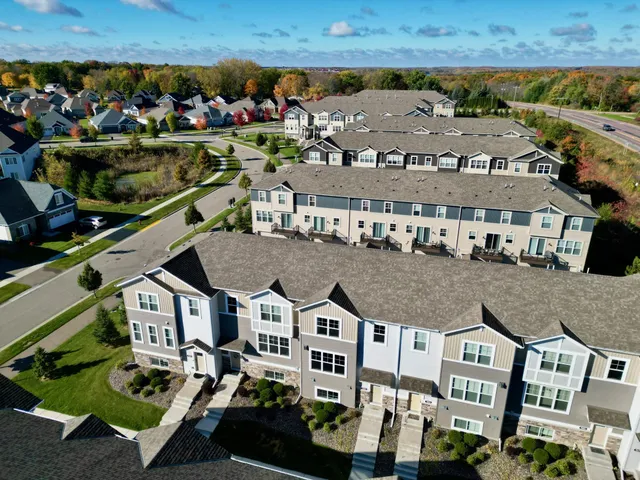 $379,000 | 7685 Anthony Point, Victoria, MN 55386