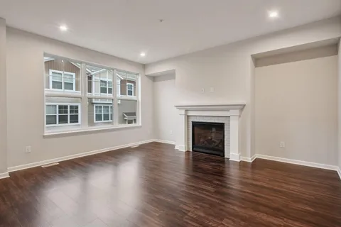 $379,000 | 7685 Anthony Point, Victoria, MN 55386