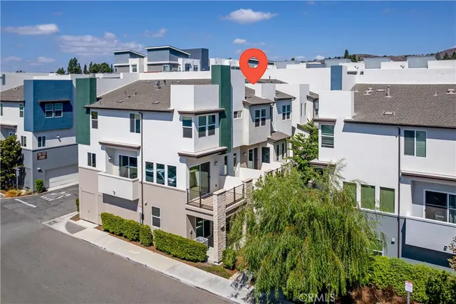 $985,000 | 714 Brooklyn Drive, Brea, CA 92821