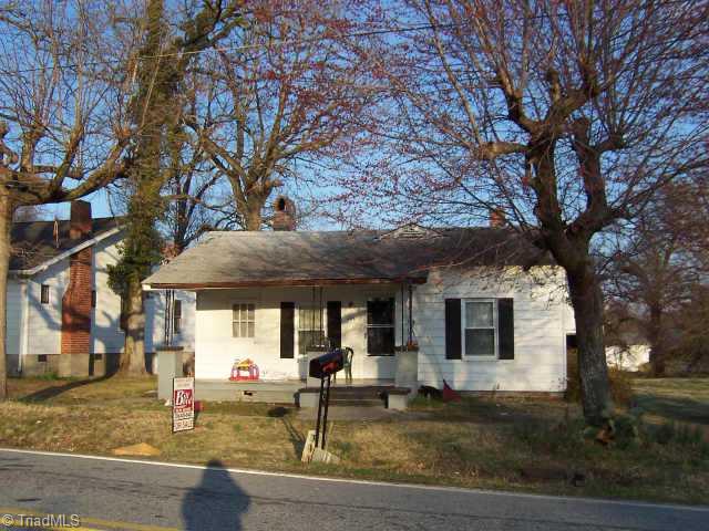 406 Hodgin Street High Point, NC 27262 - Photo 1 of 1 Exterior Front.