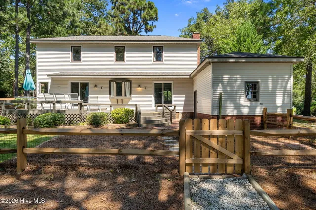 $460,000 | 103 Edgewater Drive, West End, NC 27376