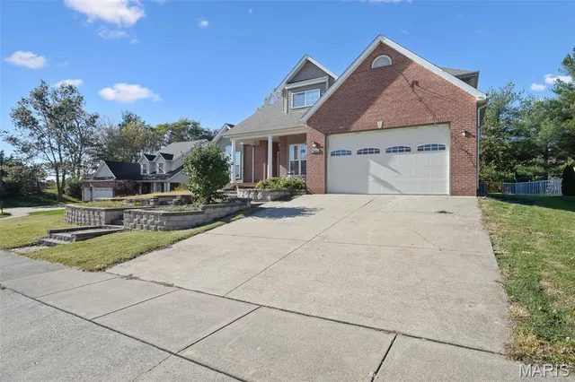 $449,000 | 1611 South Coles Court, Edwardsville, IL 62025
