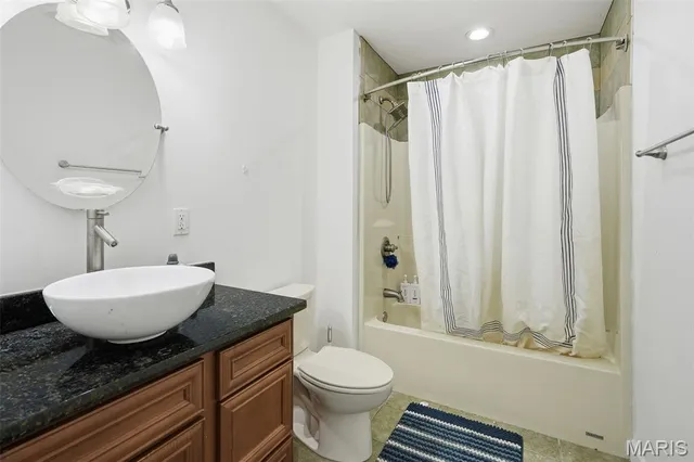 $449,000 | 1611 South Coles Court, Edwardsville, IL 62025