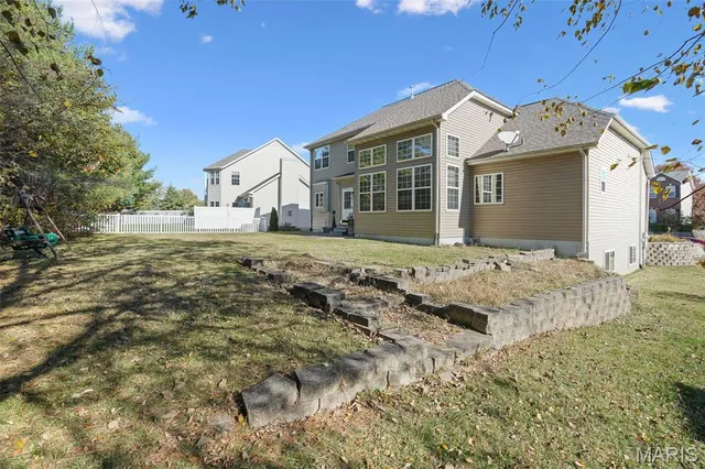 $449,000 | 1611 South Coles Court, Edwardsville, IL 62025