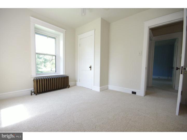 634 Park Road Lansdale, PA 19446 - Photo 11 of 25 Bedroom 2