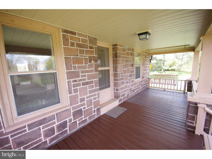 634 Park Road Lansdale, PA 19446 - Photo 19 of 25 Porch
