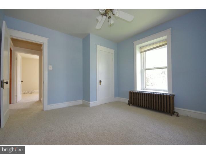 634 Park Road Lansdale, PA 19446 - Photo 10 of 25 Bedroom - Main