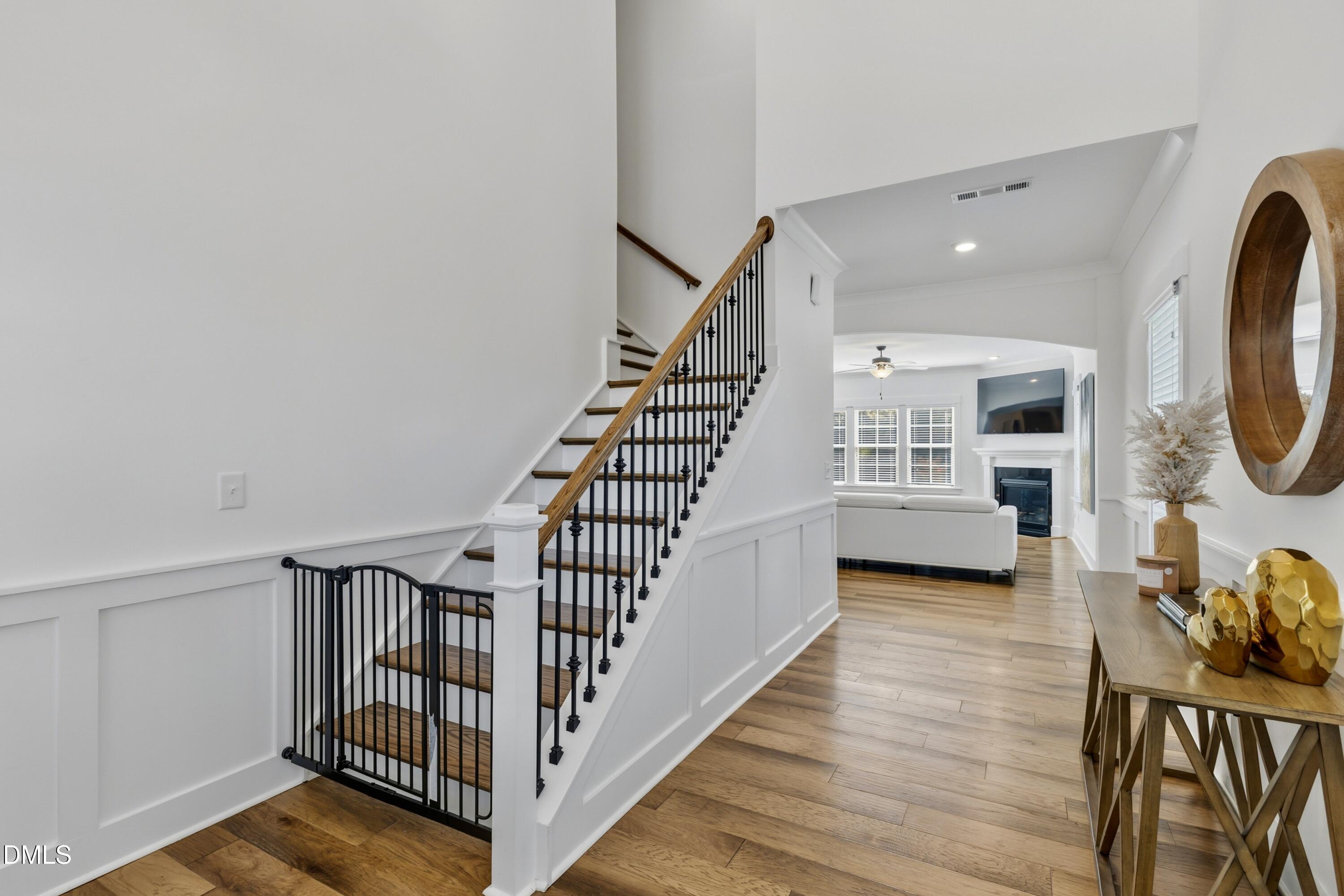 254 Dungannon Loop Clayton, NC 27520 - Photo 11 of 53 Foyer