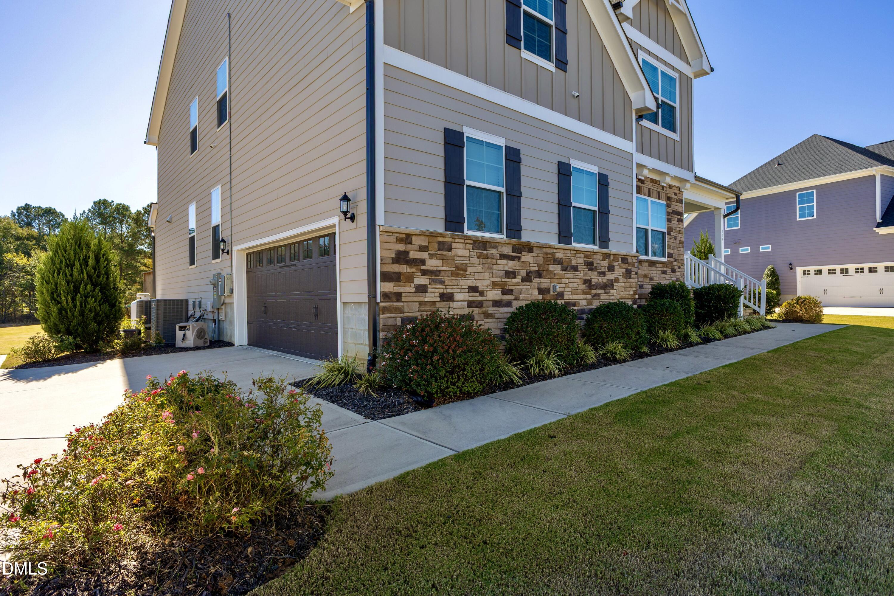 254 Dungannon Loop Clayton, NC 27520 - Photo 8 of 53 Front