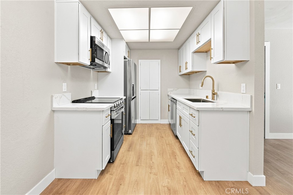 20702 El Toro Road, Unit 69 Lake Forest, CA 92630 - Photo 3 of 16