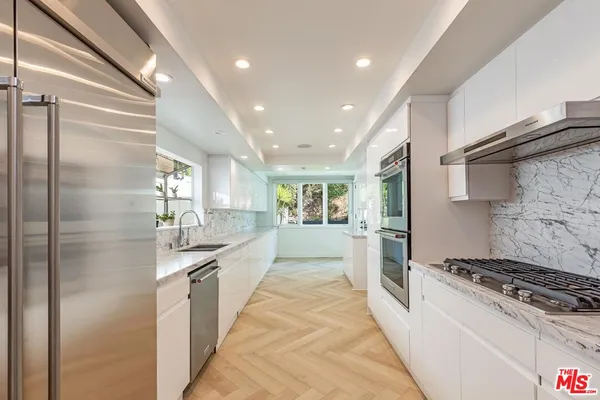 $27,500 | 502 Evelyn Place, Beverly Hills, CA 90210