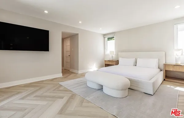 $27,500 | 502 Evelyn Place, Beverly Hills, CA 90210