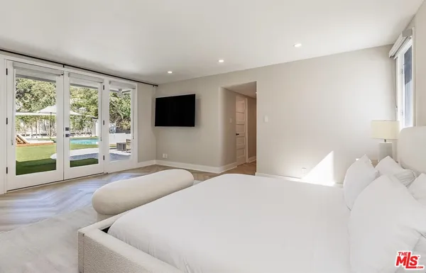 $27,500 | 502 Evelyn Place, Beverly Hills, CA 90210