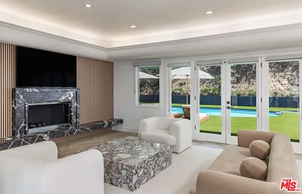 $27,500 | 502 Evelyn Place, Beverly Hills, CA 90210