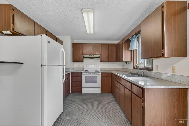 $376,500 | 1402 Burrell Avenue, Lewiston, ID 83501