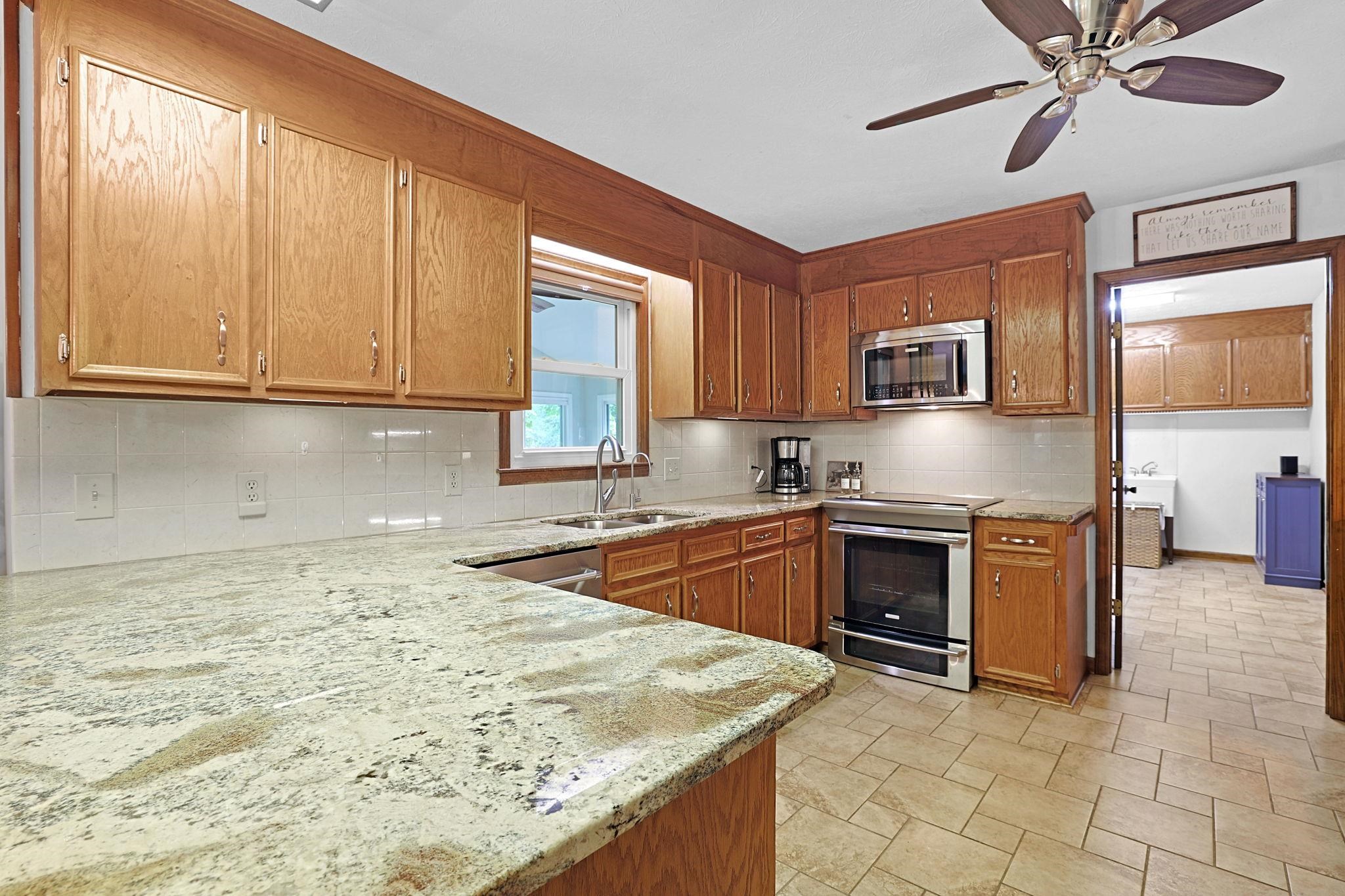 4272 Old Tram Road Conway, SC 29527 - Photo 8 of 47