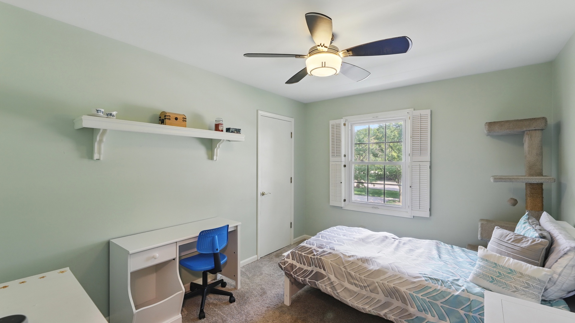 533 Warwick Drive Naperville, IL 60565 - Photo 12 of 25