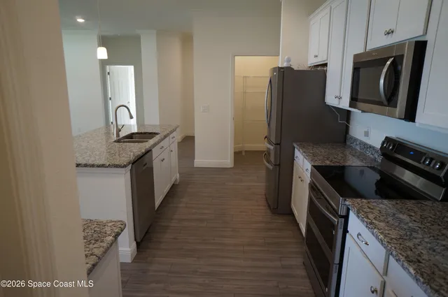 $2,500 | 153 Oakcrest Avenue Northeast, Palm Bay, FL 32907