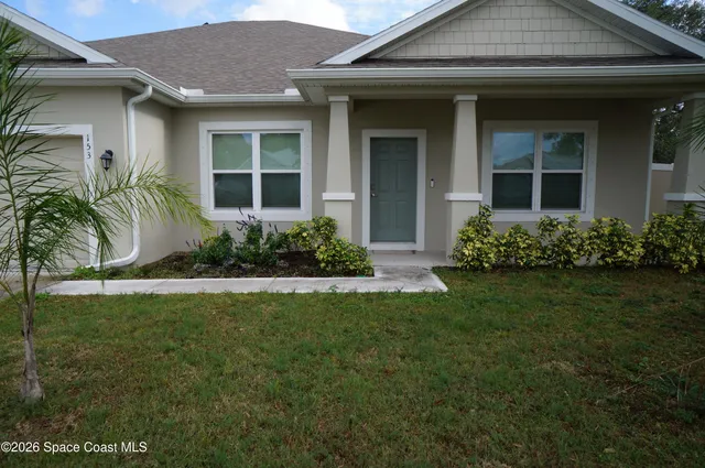 $2,500 | 153 Oakcrest Avenue Northeast, Palm Bay, FL 32907