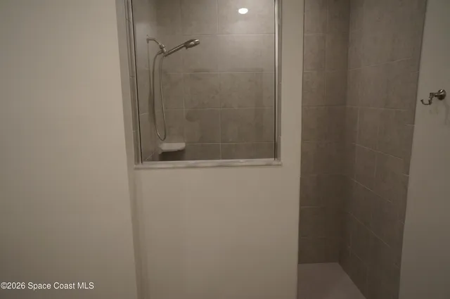 $2,500 | 153 Oakcrest Avenue Northeast, Palm Bay, FL 32907