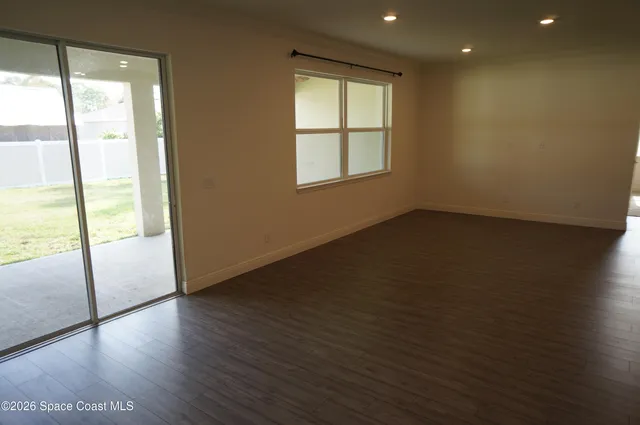 $2,500 | 153 Oakcrest Avenue Northeast, Palm Bay, FL 32907