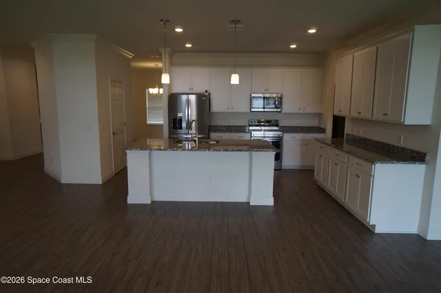 $2,500 | 153 Oakcrest Avenue Northeast, Palm Bay, FL 32907