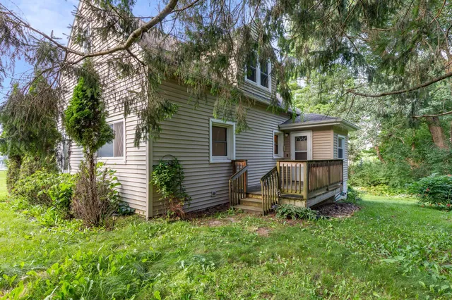 $235,500 | 694 Fox Lane, Waterloo, WI 53594