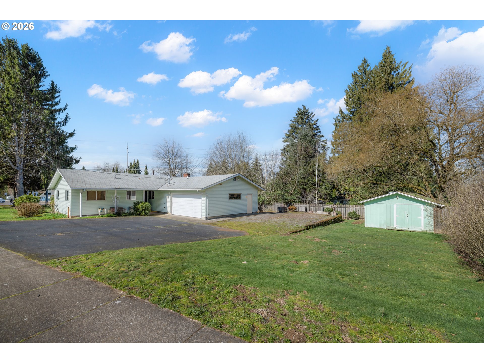 9025 Southwest Avery Street Tualatin, OR 97062 - Photo 29 of 35 a view of a yard in front of the house