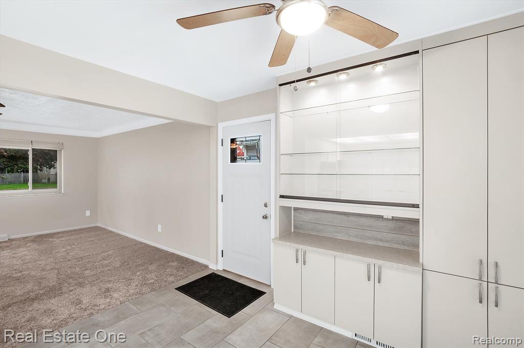 2550 Longview Avenue Rochester Hills, MI 48307 - Photo 15 of 40