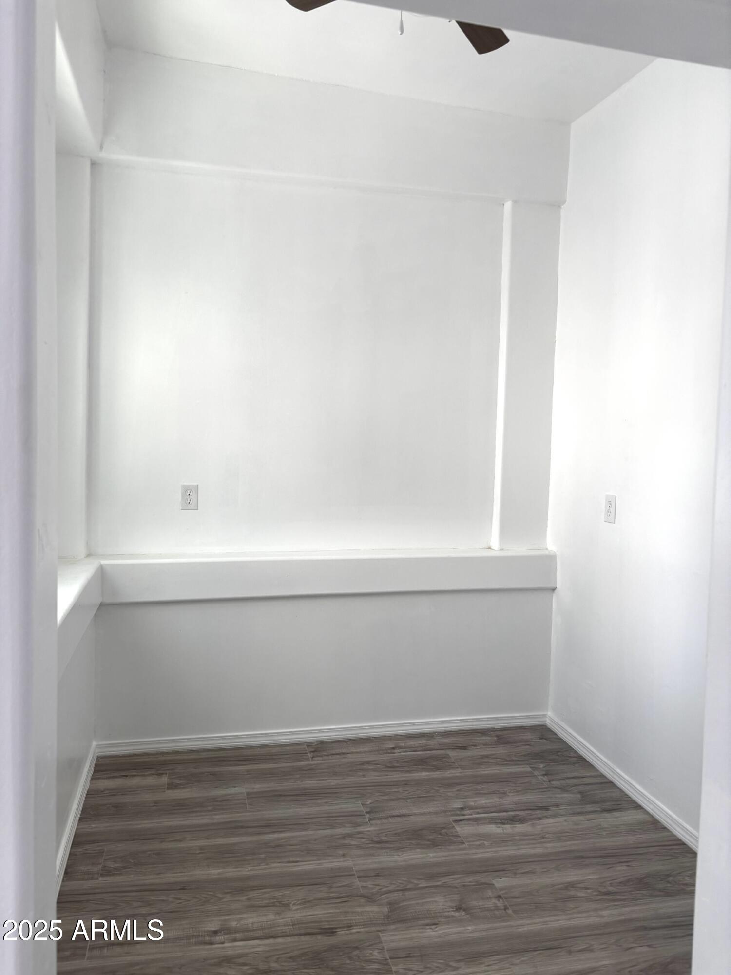 633 East 9th Street, Unit 14 Douglas, AZ 85607 - Photo 3 of 7 a view of small space with empty racks