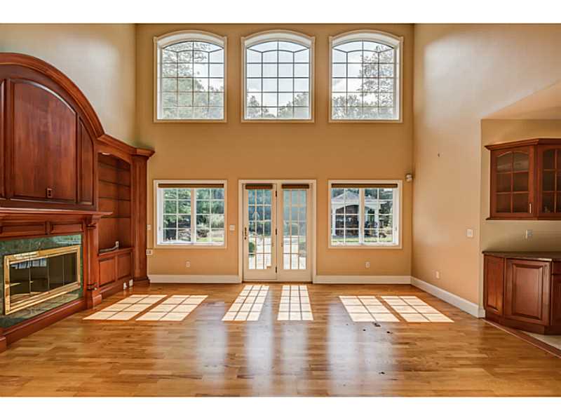 97 Wilbur Road Lincoln, RI 02865 - Photo 4 of 11 Den/Family/Great Room.