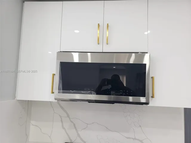 $599,000 | 150 Northeast 169th Terrace, North Miami Beach, FL 33162